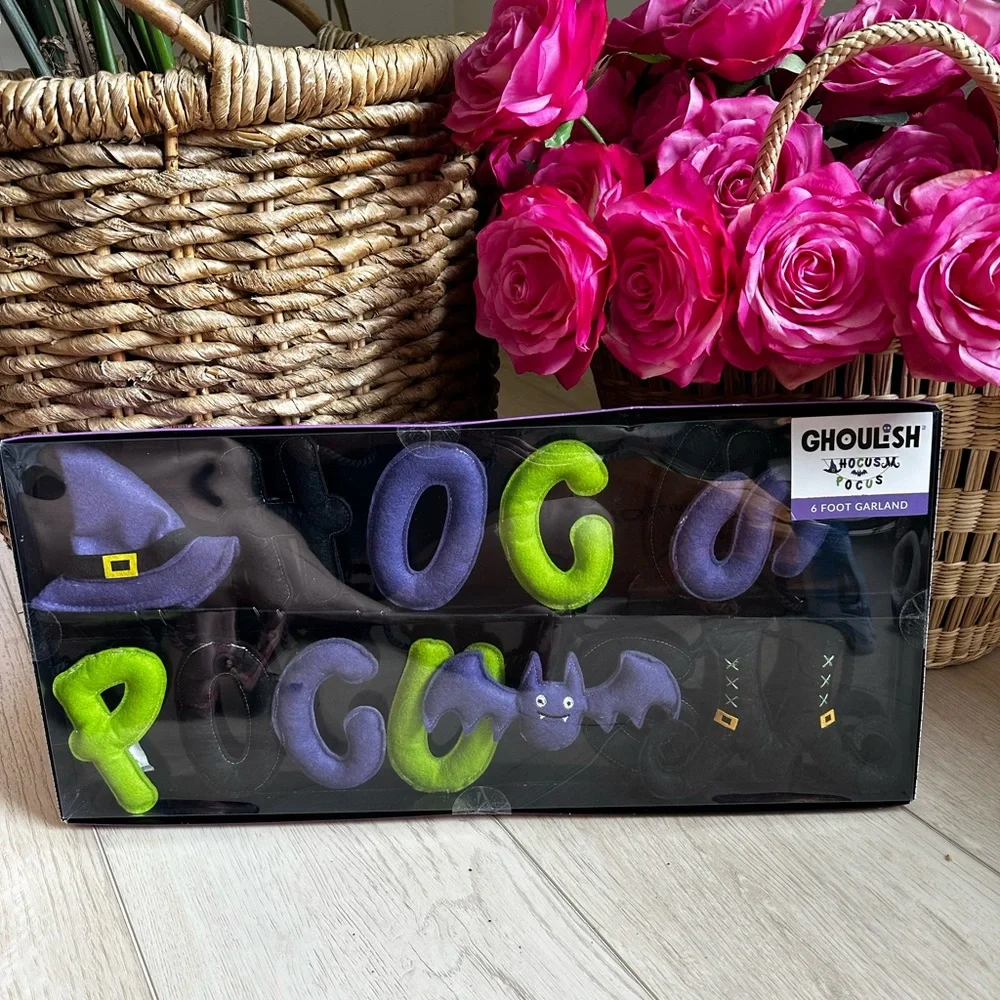 Ghoulish Hocus Pocus sign garland 6 foot Halloween decor